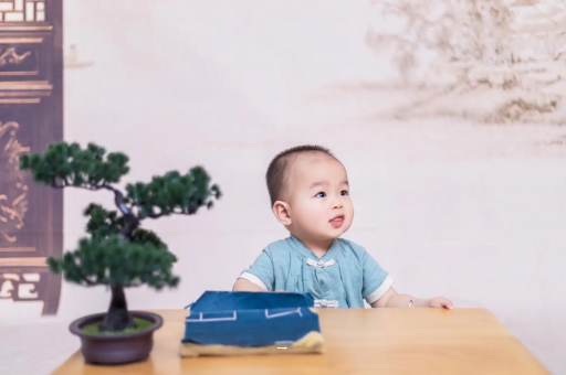 蓬莱孕妇几个月有反应